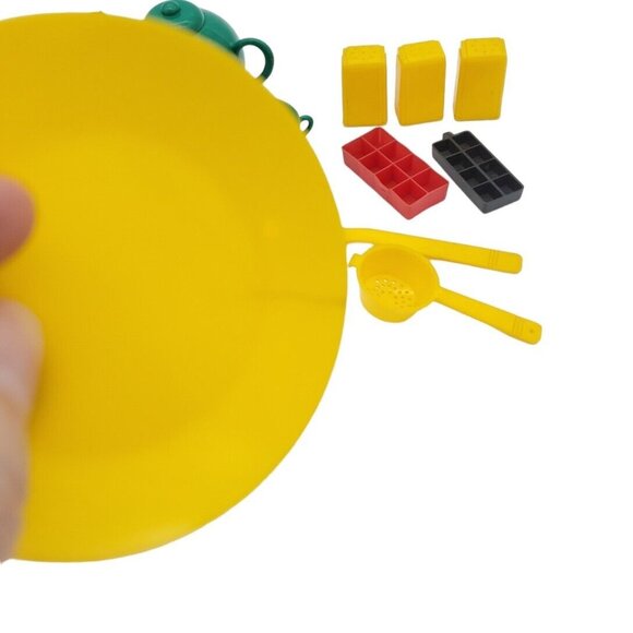 Toy Tea Set Vintage‎ Ideal Plastic Antiques 1940's - 1950's Green Yellow  *See - Picture 3 of 10